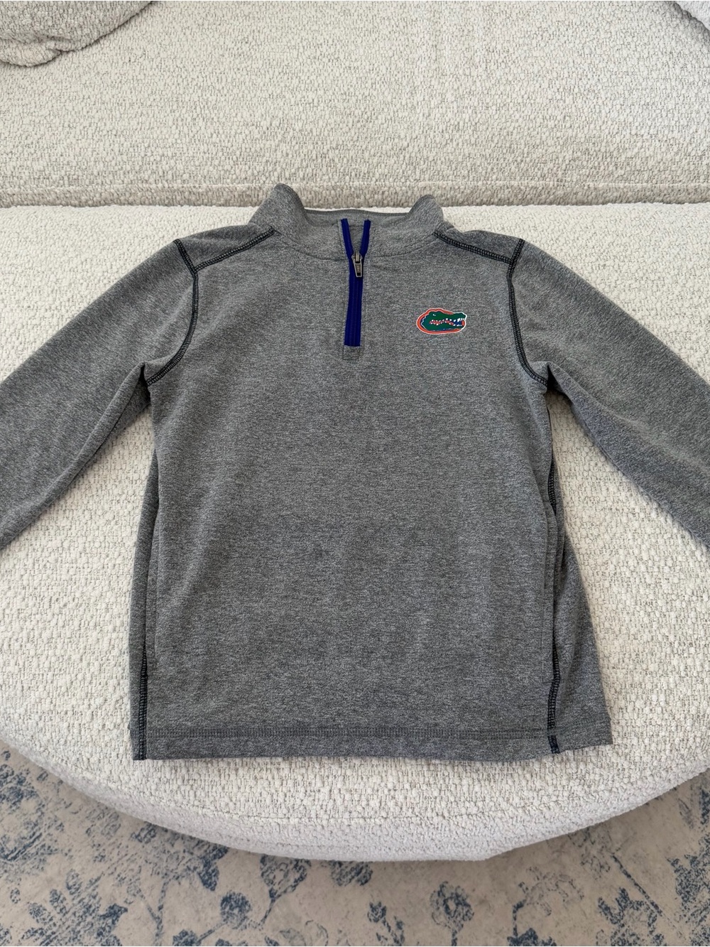 University of Florida Gators UF boys pullover long sleeve M Champion sweatshirt